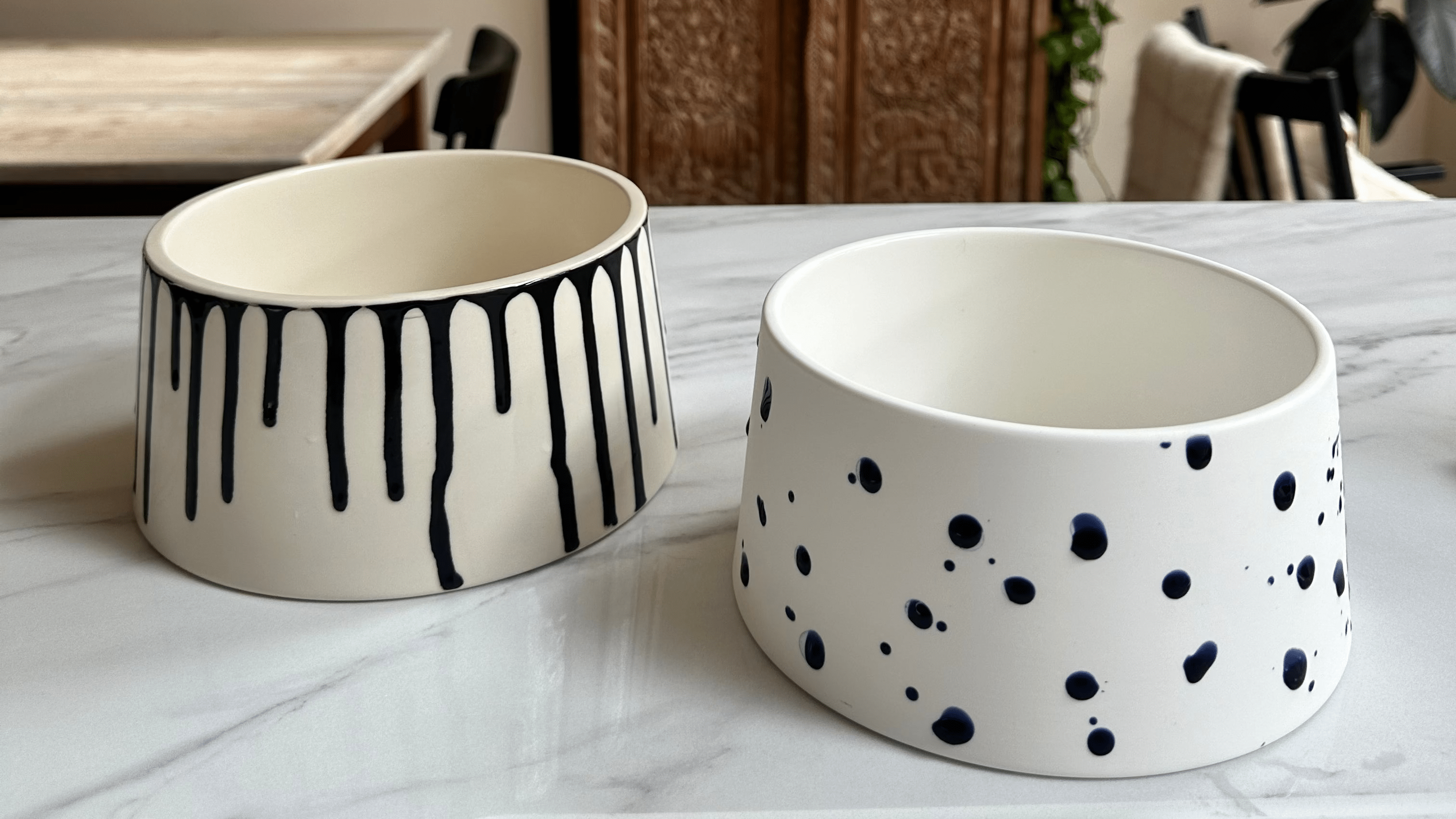 Earthenware Bowl - Black Drip Glaze