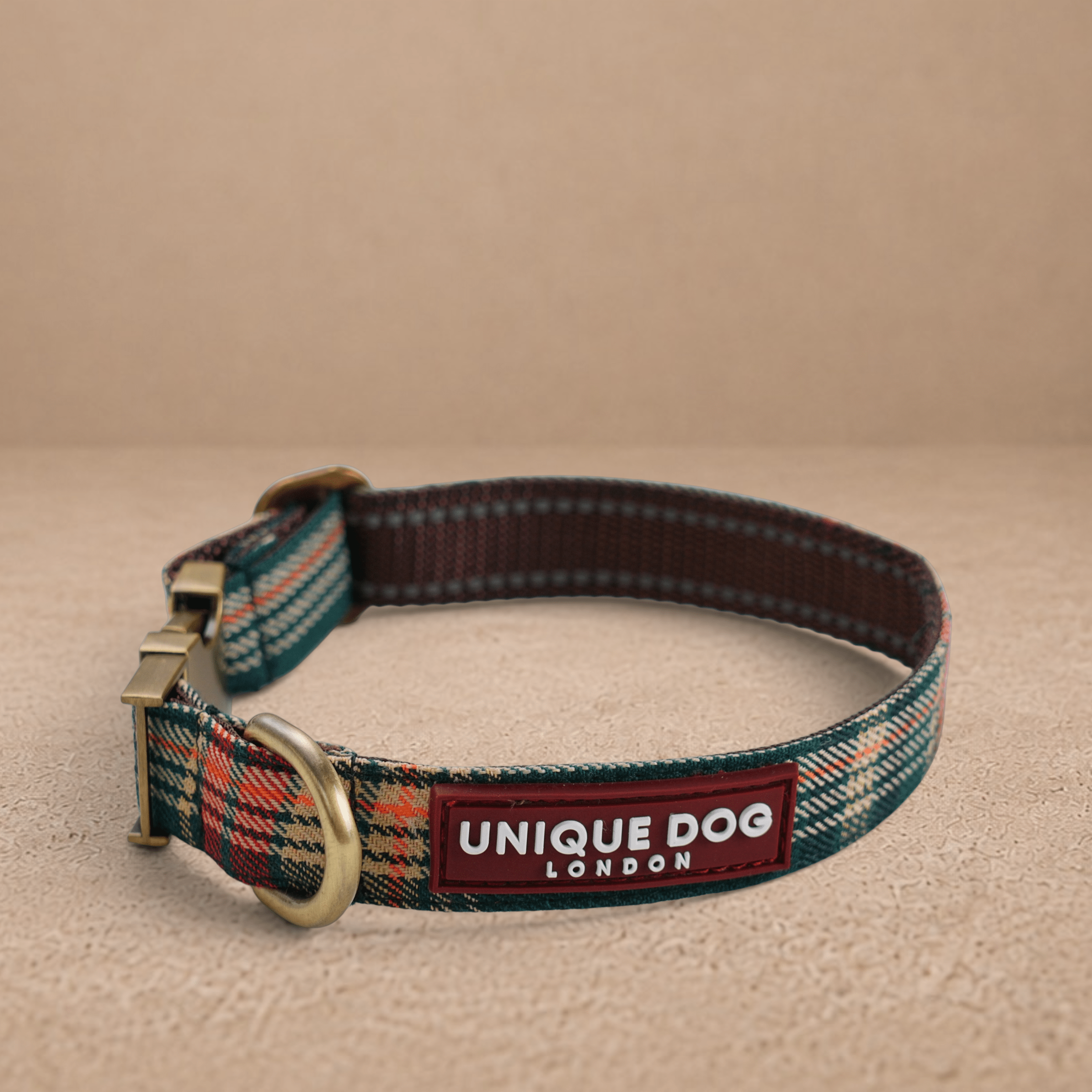 Countryside Field - Sherwood Collar