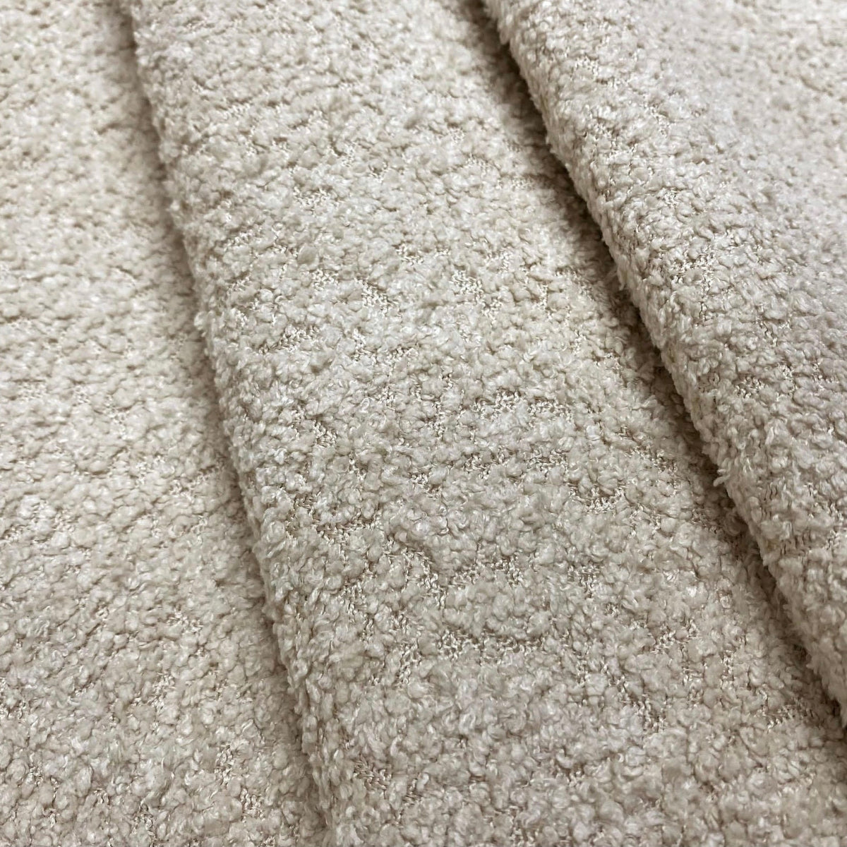 Luxury Handmade Boucle Pocket Sided Dog/cat/pet Bed with removable cushion