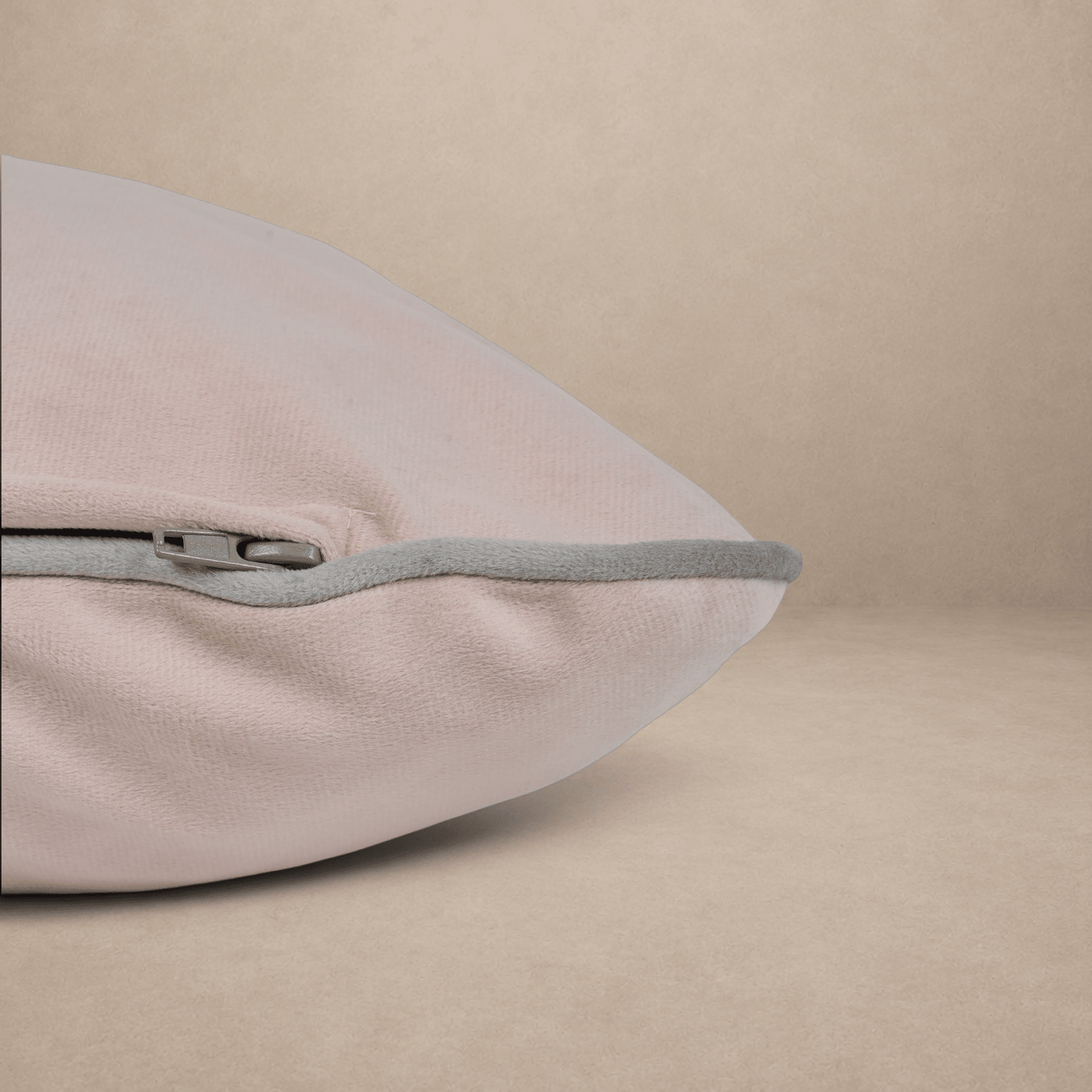 Luxury Memory Foam Crate Bed With Removable Covers | Pink